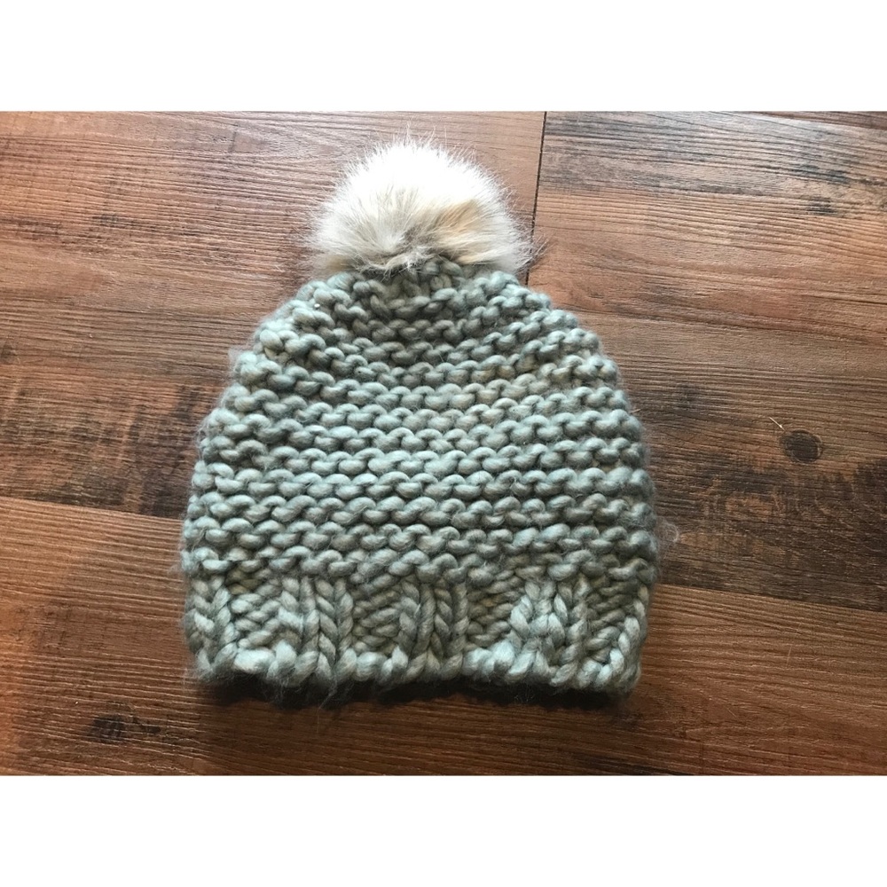 Chunky aqua knit hat with fur pom